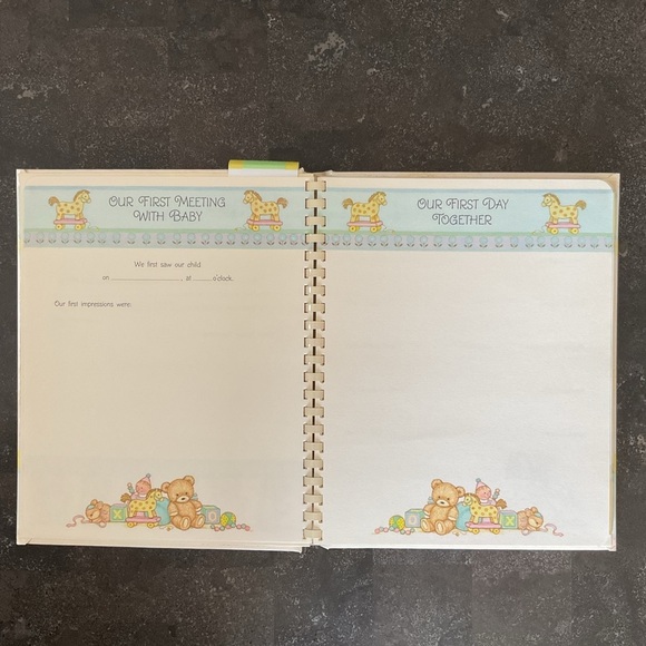 Vintage 80s Hallmark Keepsake Album adopted child baby memory book unisex - Picture 8 of 16